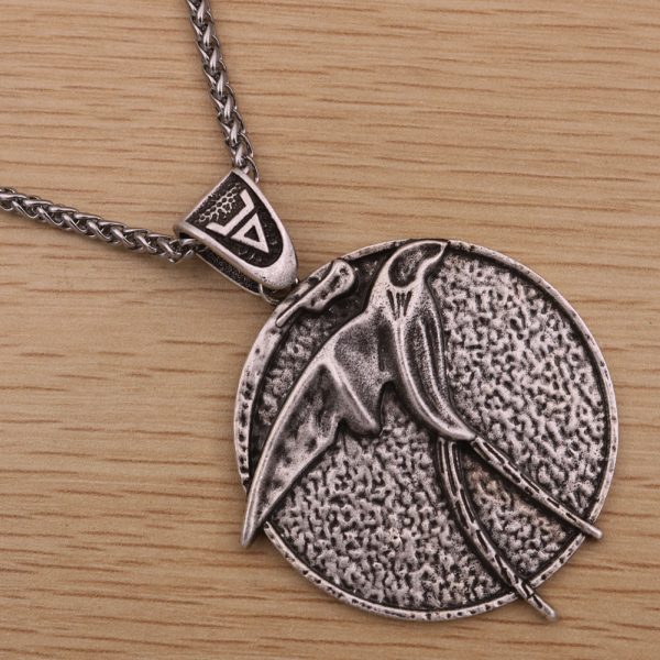 Hot Selling Wolf Head Titanium Chain Necklace - Image 2